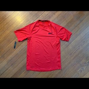 NWT! Brand New! Nike Dri-Fit Size M (mens)
